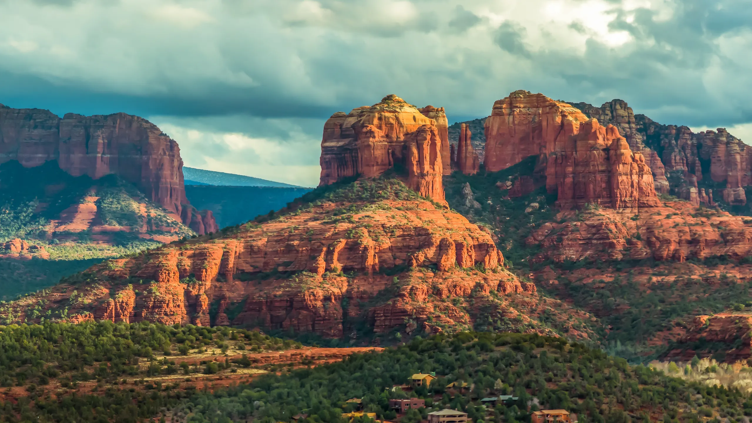 Mountain panorama in Sedona, Arizona