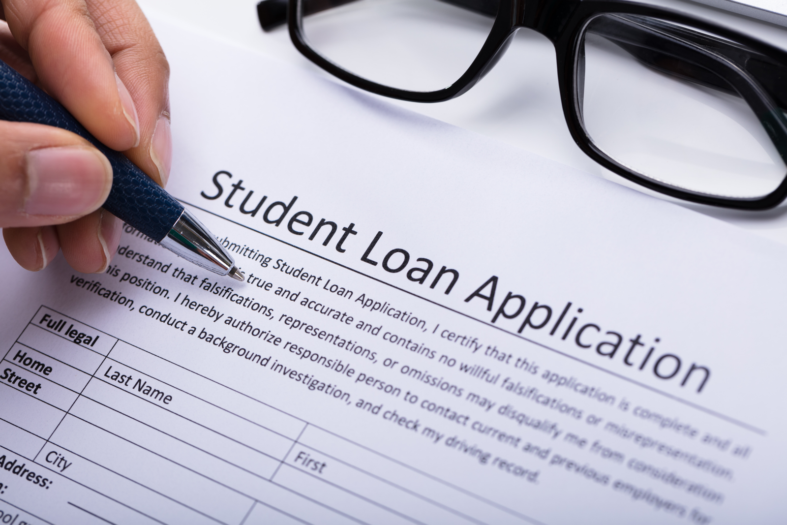 Student filling out financial aid forms