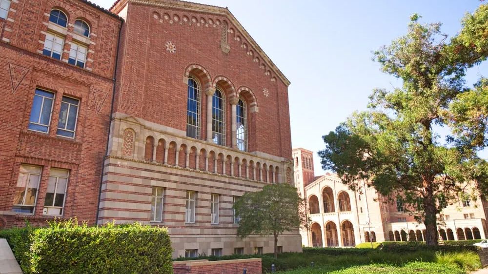 how to get into ucla