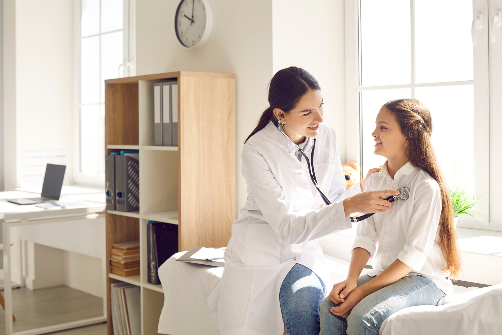 Smiling,Doctor,Checking,Child