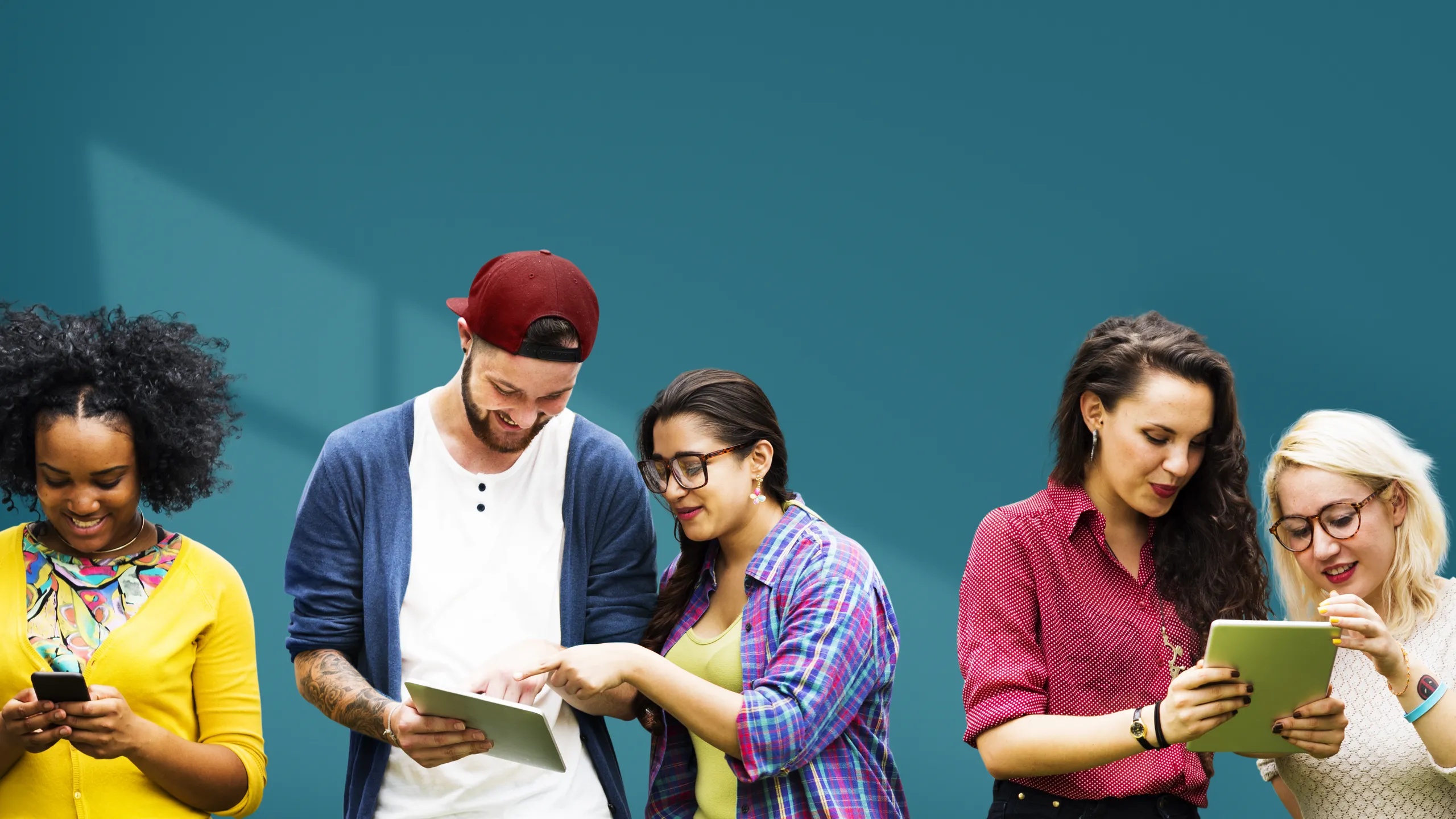 students learning online