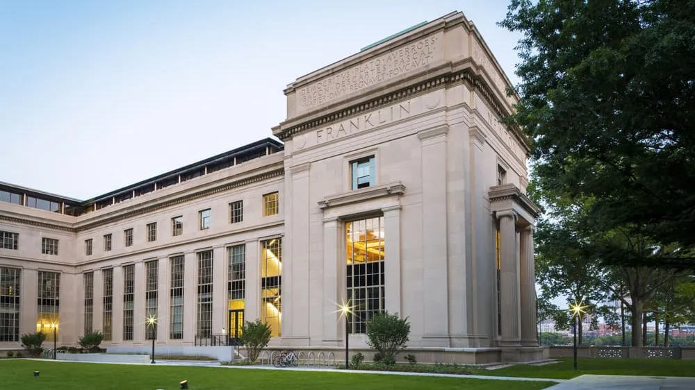 how to get into mit