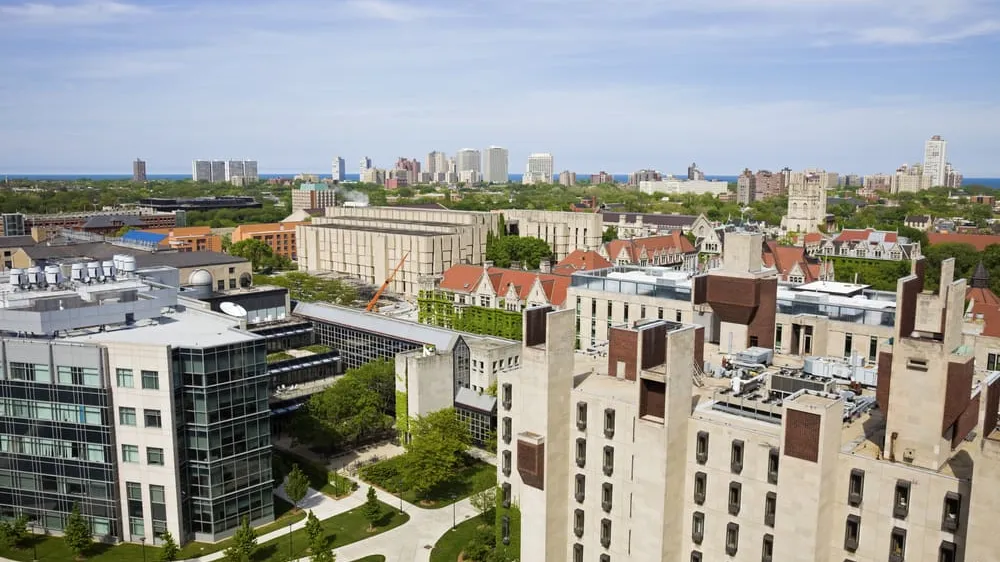 how to get into uchicago